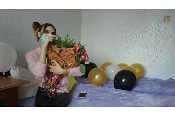 Торт, квіти та кульки: евакуйована українка відсвяткувала День народження на обсервації у Нових Санжарах (фото)