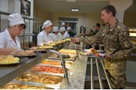 Військові можуть обрати собі харчування за каталогом продуктів, як у віртуальному супермаркеті
