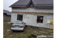 Головні новини Волині 3 березня: п'яний водій протаранив огорожу та в'їхав у будинок; у якому стані знаходиться волинянин, який випав з вікна