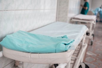 У лікарні Івано-Франківська померла жінка, у якої підозрювали коронавірус