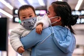 У Китаї знову зафіксували нові випадки зараження коронавірусом