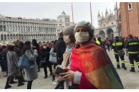 Одна з країн Європи заявила про сповільнення поширення COVID-19 і зняття коронавірусних обмежень