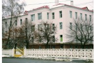 Повідомили результати тестових проб на коронавірус 7-річної дівчинки та лікарки з Луцька