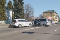 Повідомили деталі погоні та наїзду на поліцейського на Волині, у авто знайшли контрабанду (фото, відео)