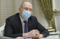 Шмигаль прогнозує, що карантин триватиме до вересня, але на роботу українці повернуться раніше