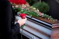 В Україні ввели жорсткі правила похорон через коронавірус