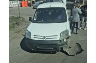 У місті на Волині зіткнулися вантажівка та два легковики (фото)