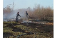 На Волині уже більше тижня горять два торфовища (фото/відео)
