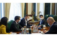Під час наради у Зеленського порадилися про пом’якшення карантину