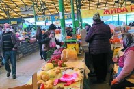 Зеленський доручив відкрити продуктові ринки (деталі)