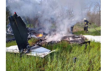 В Україні впав легкомоторний літак, загинули двоє людей (фото)