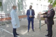 Головні новини Волині 10 травня: дешевий піар ОДА на відремонтованому апараті ШВЛ; у селі через спалах коронавірусу серед прихожан встановили блокпости
