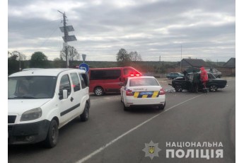 Волинянин потрапив у потрійну аварію на Житомирщині, двоє людей постраждали (фото)