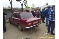 Луцькі базарники спровокували масову бійку, наїхавши на людей машиною, є постраждалі (фото, відео)