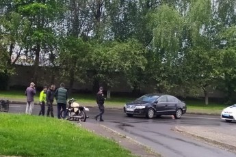 ДТП у Луцьку: легковик збив мотоцикліста