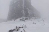 У Карпатах намело снігу майже на пів метра