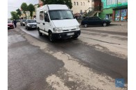 У місті на Волині зіткнулися легковик та бус (фото/відео)