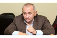 Головні новини Волині 27 травня: скандальний Матіос став адвокатом і працює в Луцьку; центральний пляж Світязя забудували