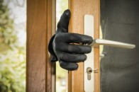Чоловік та жінка із Львівщини пограбували помешкання на Волині