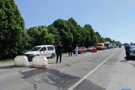 У місті на Волині, де спалах коронавірусу, знову встановили блокпости (відео)