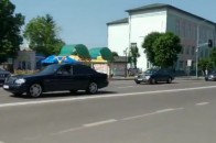 На Волині проїхалася колона із близько двадцяти авто Mercedes W140 (відео)