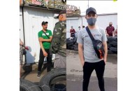 У Луцьку просять впізнати молодиків, які напали на муніципалів