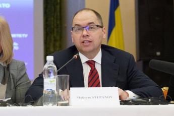 У МОЗ повідомили, що Україна веде перемовини щодо закупівлі ліків від коронавірусу