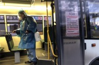 Карантин в Україні: посилять перевірку ресторанів і транспорту