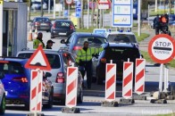 Як потрапити до Польщі з України: які пункти пропуску працюють та коли планують відновити авіасполучення