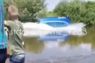 Зачепилися за трос: двоє лучан травмувалися під час катання на моторному човні (відео 18+)