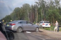 Одну автівку розвернуло, інша − на узбіччі: на волинській трасі чергова аварія (фото)
