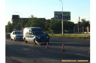 На місці події працює поліція: на виїзді з Луцька – аварія (фото)