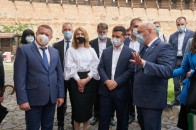 Матір загиблого воїна на Донбасі звернулась до Зеленського під час візиту на Волинь