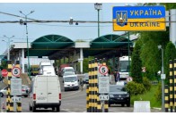 Коли українці зможуть вільно їздити до ЄС: відповідь МЗС