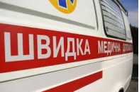 У Луцьку жінка впала з високого дерева, постраждала − у важкому стані