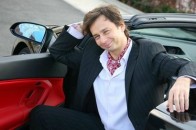 Скандальний український артист, якого звинувачували в розбещенні, зізнався, що хворий на СНІД