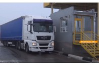 На волинському кордоні з Польщею застрягло понад 600 вантажівок