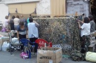 На Волині волонтерка просить допомоги з тканиною для маскувальних сіток