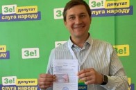 На популярному українському курорті побили нардепа від 