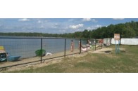 Обгороджений пляж та плата за вхід на 