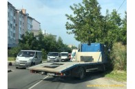 У Луцьку зіткнулися легковик та евакуатор: рух дорогою ускладнено (фото)