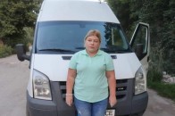У Луцьку жінка викидала будівельне сміття просто біля дороги