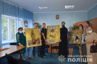 Орудувала банда: у церкву на Волині повернули викрадені ікони (фото)