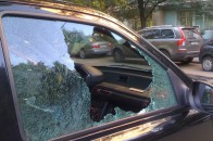 У Луцьку обікрали автівку депутата міськради, за повернення документів обіцяють винагороду