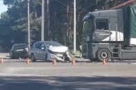 На Маневицькому посту − автотроща двох легковиків і фури  (відео)