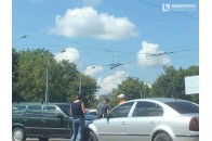 У Луцьку на перехресті не розминулися два автомобілі (фото)