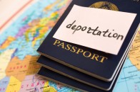 Групу українських заробітчан депортували із Польщі під конвоєм