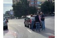 У Луцьку – аварія за участі Peugeot i Mitsubishi (фото)