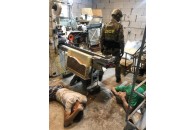 На Волині виявили величезний підпільний цех місцевого контрабандиста (фото)