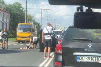 У Луцьку на переході автомобіль збив дитину